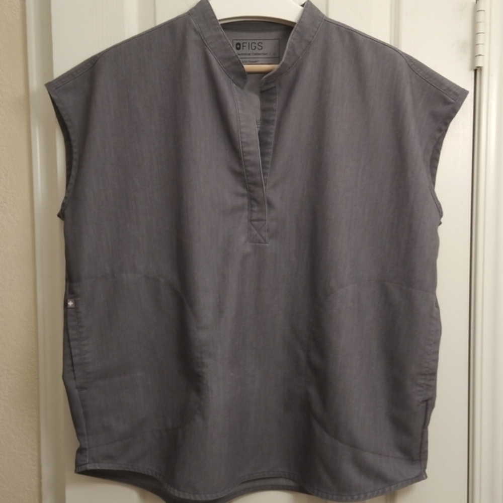 Figs Rafaela Oversized Scrub Top L